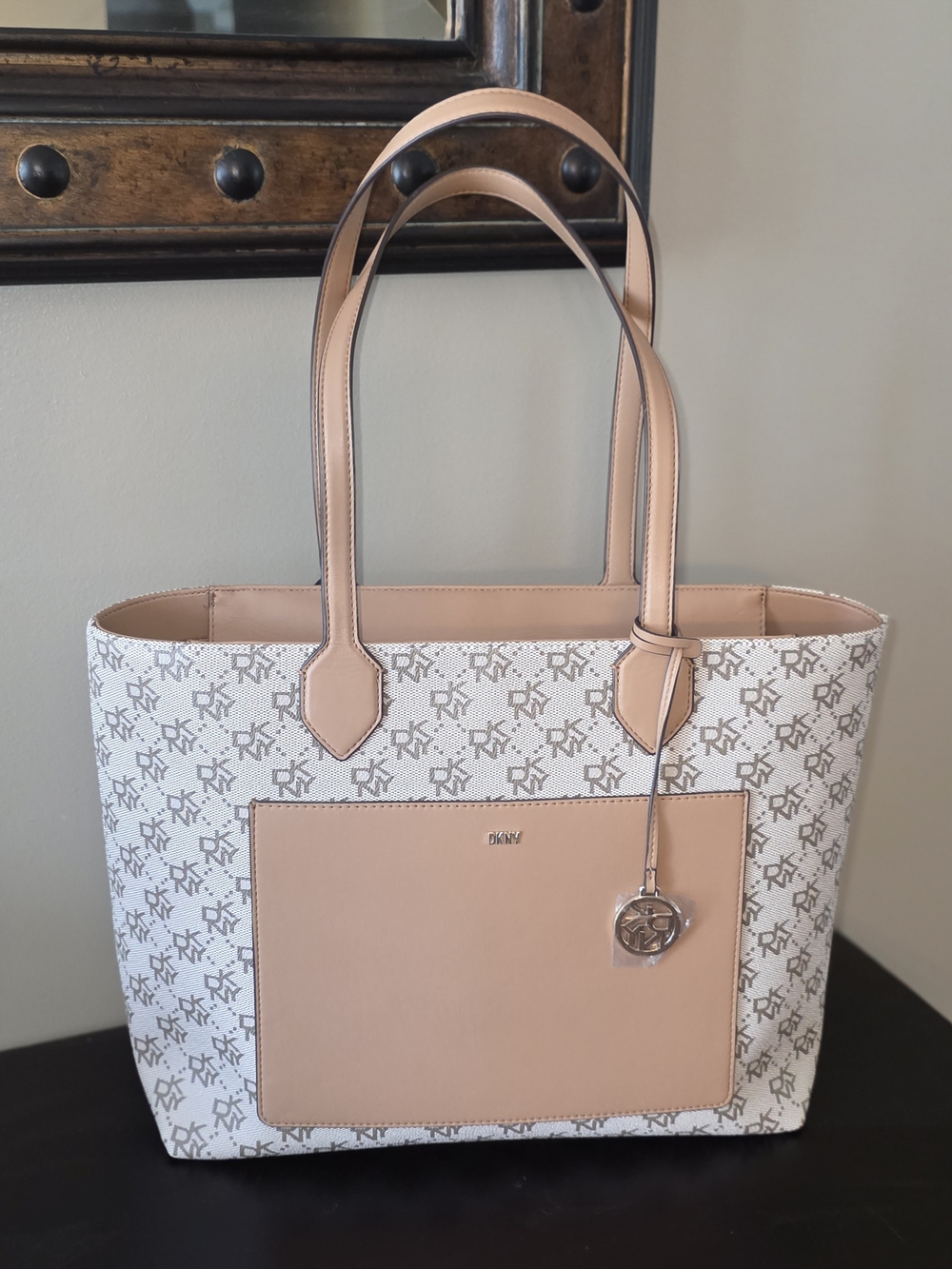 DKNY  Logo Tote Bag with Front Pocket